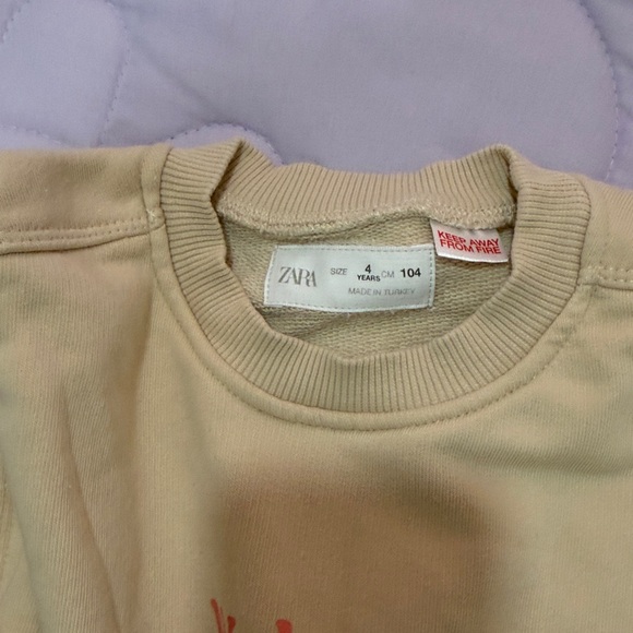 Zara girls sweater - Picture 3 of 3